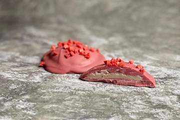 Шоколадный медиант "Сырный сомелье" Дорблю-Клубника 50 г