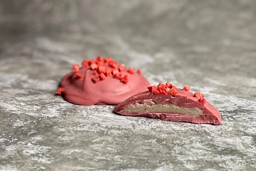 Шоколадный медиант «Сырный сомелье» Дорблю-Клубника 50 г