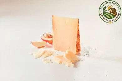 Сыр Чеддер из козьего молока выдержанный Крым, 50%