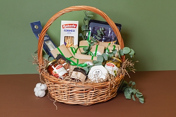 Гастрономическая корзина "Все включено"