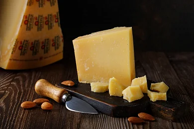 Сыр Сбринц 45% "Margot Fromages S.A"